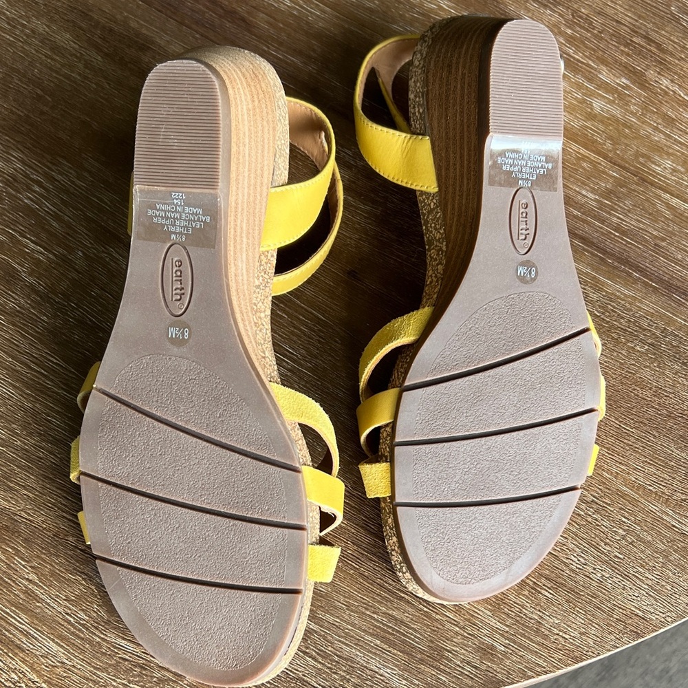 Earth Yellow Braided Strap Sandals 8.5 - Picture 8 of 13